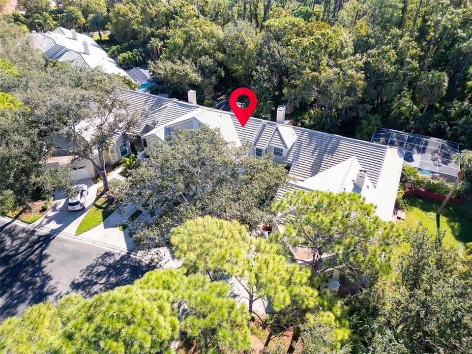 For Sale: $799,000 (3 beds, 2 baths, 1940 Square Feet)