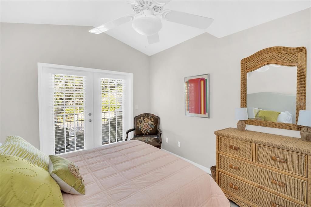 For Sale: $799,000 (3 beds, 2 baths, 1940 Square Feet)