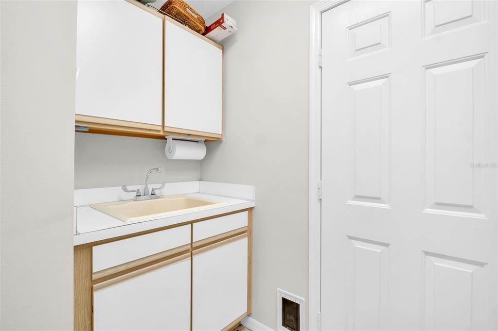 For Sale: $799,000 (3 beds, 2 baths, 1940 Square Feet)