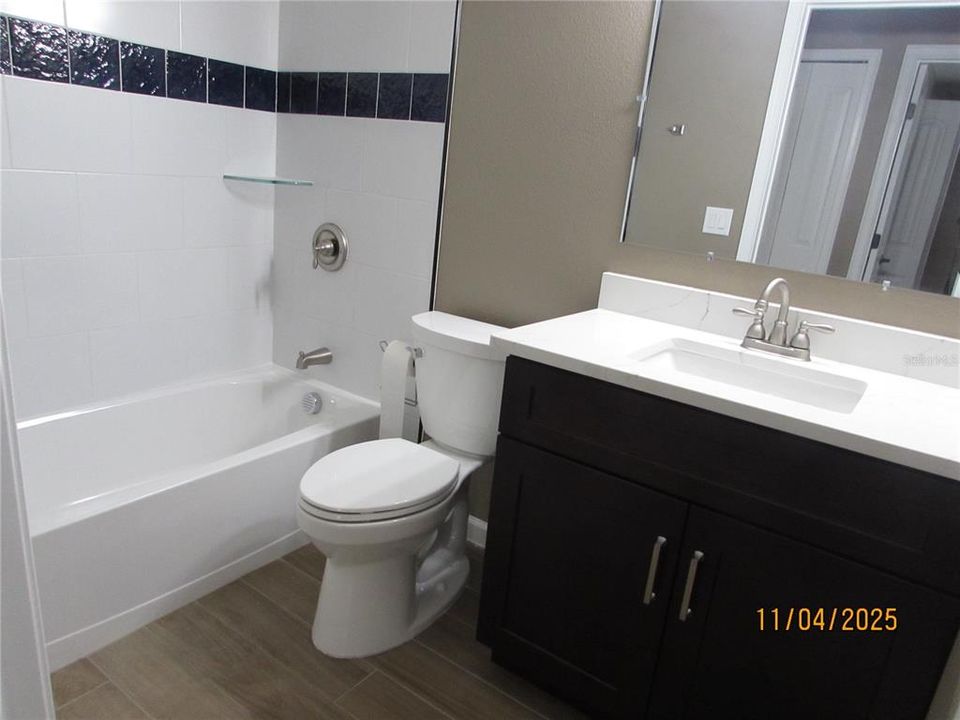 Activo con contrato: $327,000 (3 camas, 2 baños, 1319 Pies cuadrados)