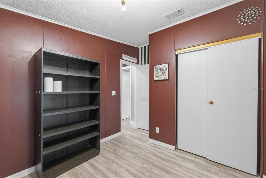 For Sale: $244,900 (3 beds, 2 baths, 1497 Square Feet)