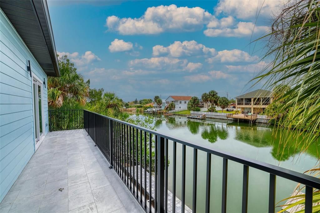 Под контрактом: $535,000 (3 спален, 2 ванн, 1750 Квадратных фут)