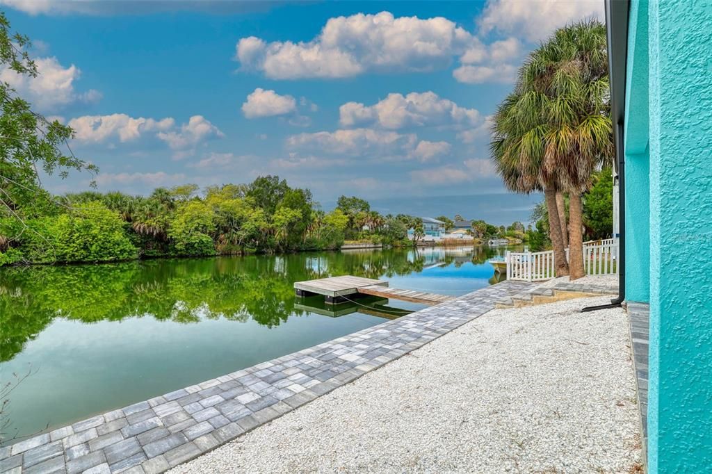 Под контрактом: $535,000 (3 спален, 2 ванн, 1750 Квадратных фут)