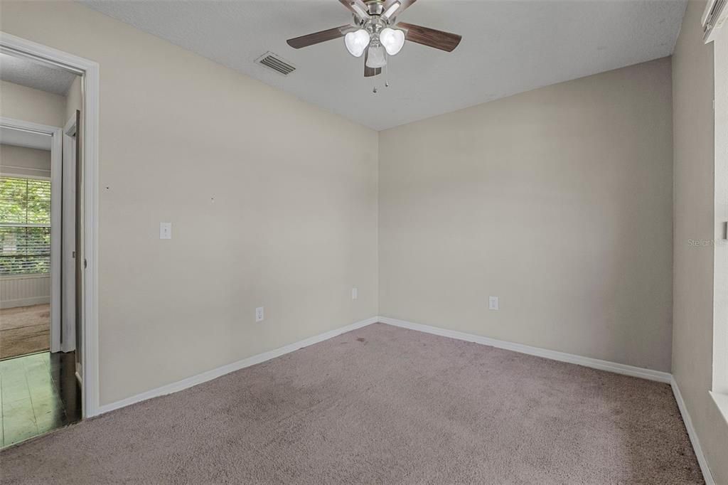 Active With Contract: $299,000 (3 beds, 2 baths, 2500 Square Feet)