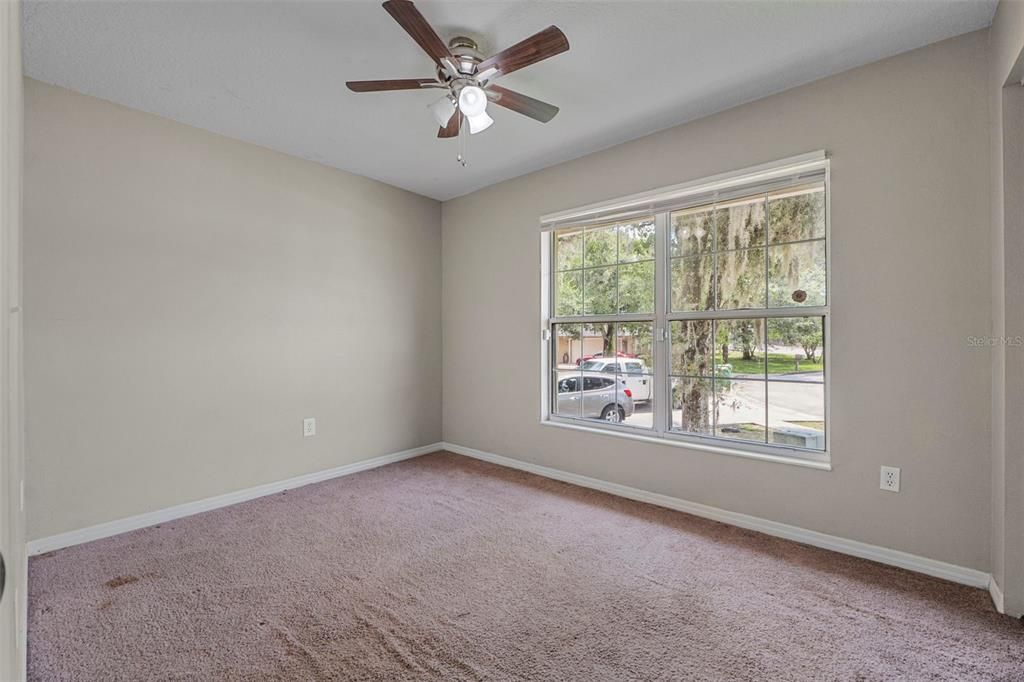 Active With Contract: $299,000 (3 beds, 2 baths, 2500 Square Feet)