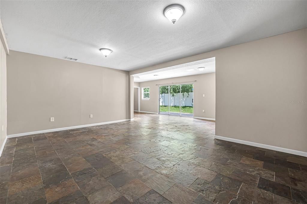 Active With Contract: $299,000 (3 beds, 2 baths, 2500 Square Feet)