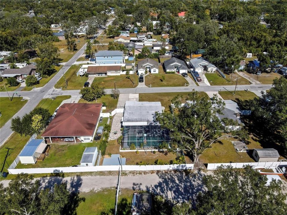 Activo con contrato: $449,000 (4 camas, 2 baños, 1736 Pies cuadrados)