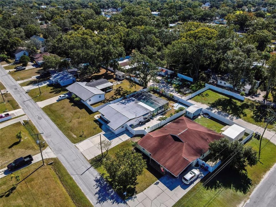 Activo con contrato: $449,000 (4 camas, 2 baños, 1736 Pies cuadrados)