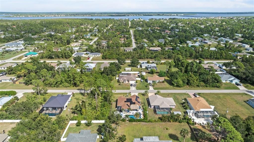 Active With Contract: $424,000 (3 beds, 2 baths, 1645 Square Feet)