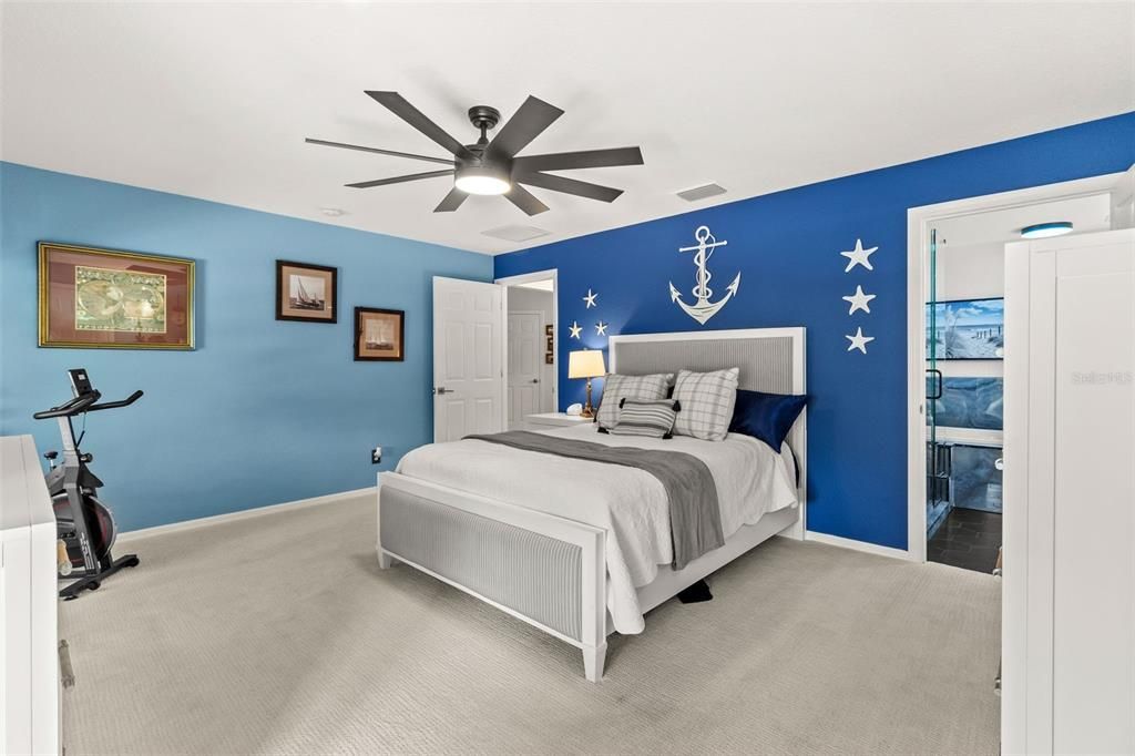 Active With Contract: $424,000 (3 beds, 2 baths, 1645 Square Feet)