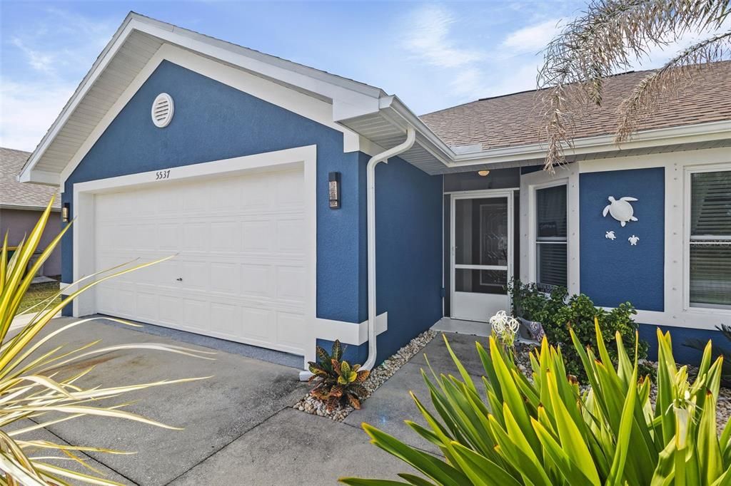 Active With Contract: $424,000 (3 beds, 2 baths, 1645 Square Feet)