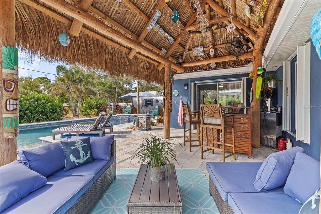 Active With Contract: $424,000 (3 beds, 2 baths, 1645 Square Feet)