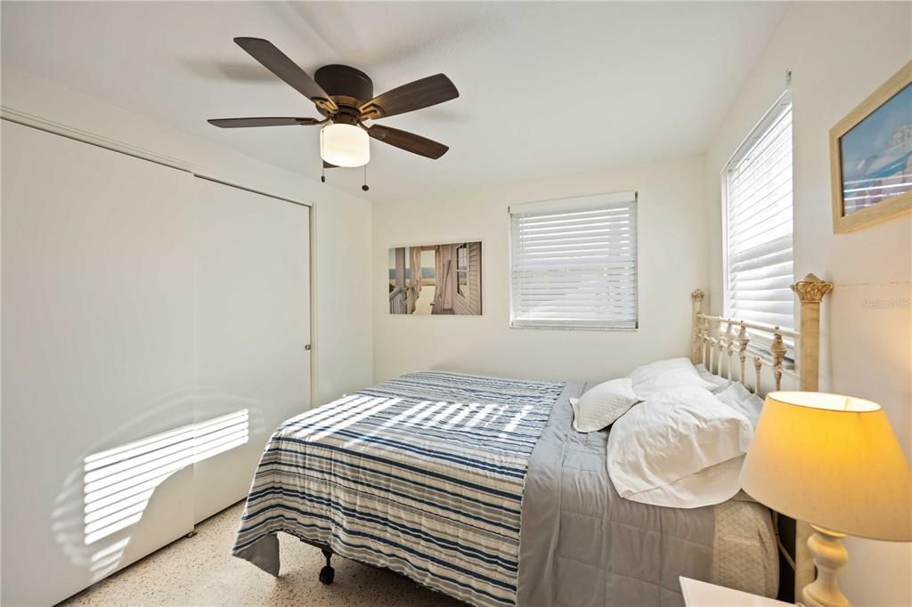 На продажу: $699,000 (4 спален, 0 ванн, 1464 Квадратных фут)