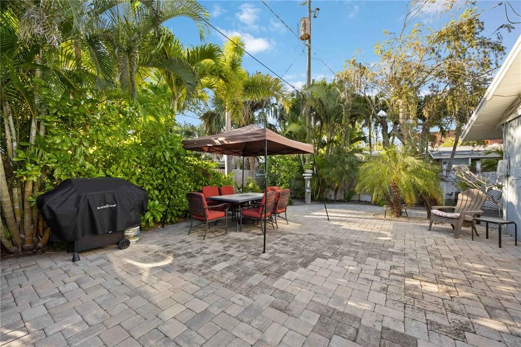 На продажу: $699,000 (4 спален, 0 ванн, 1464 Квадратных фут)