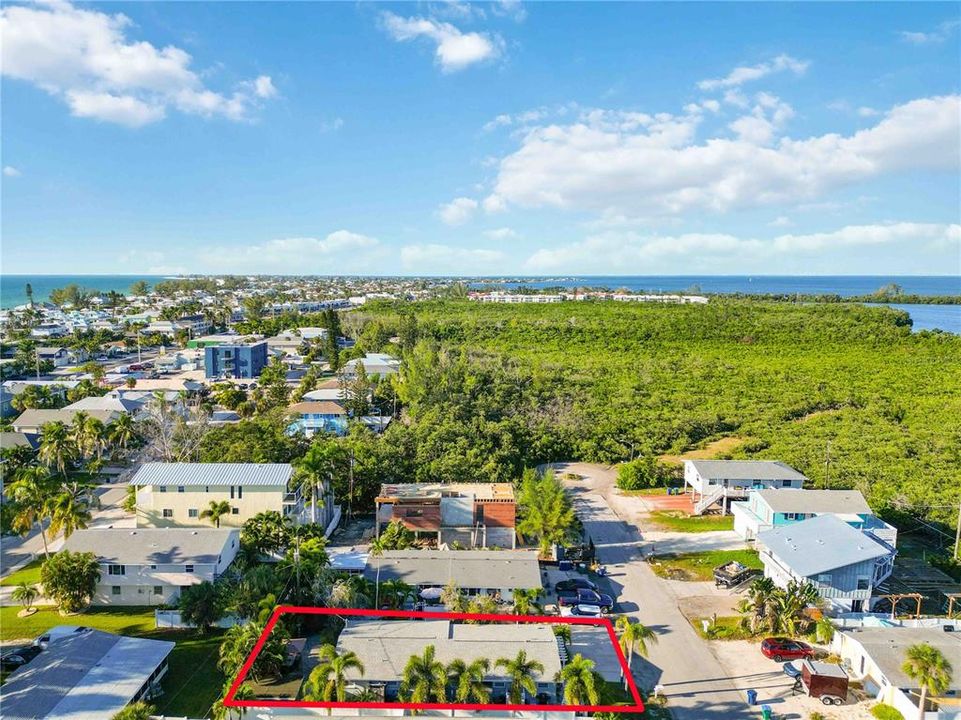 На продажу: $699,000 (4 спален, 0 ванн, 1464 Квадратных фут)