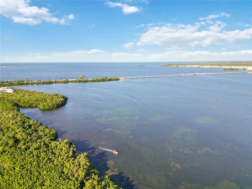 На продажу: $699,000 (4 спален, 0 ванн, 1464 Квадратных фут)