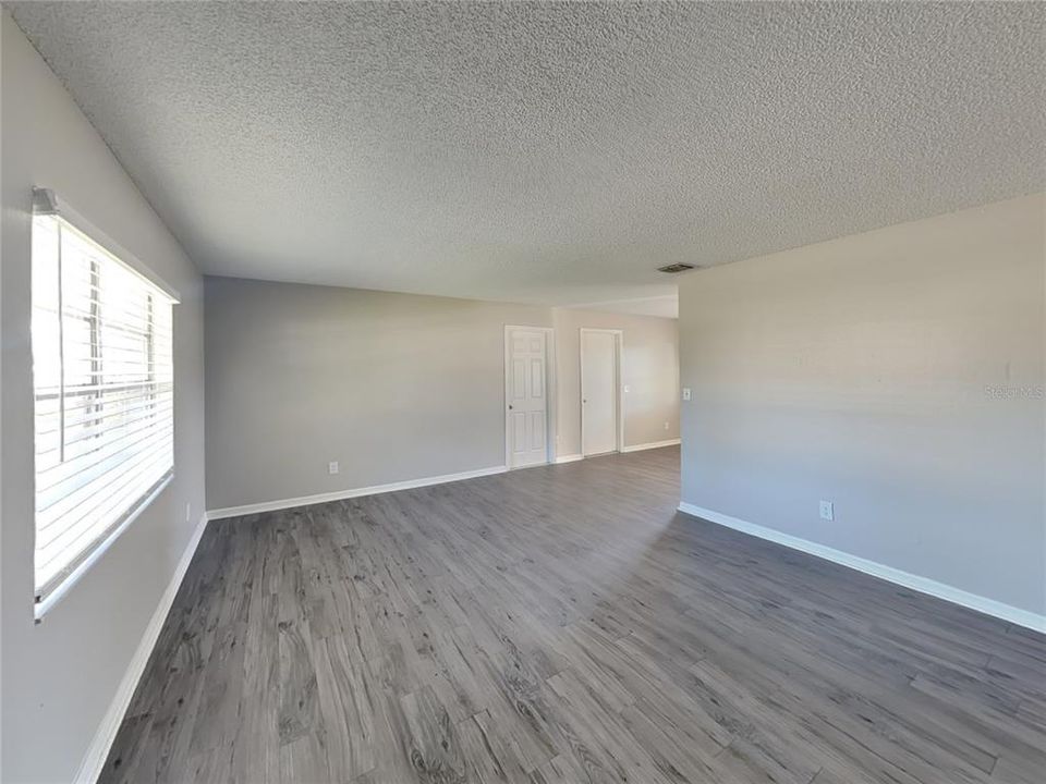 出租: $1,749 (4 贝兹, 2 浴室, 1248 平方英尺)