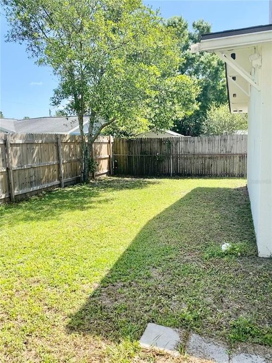 For Rent: $2,295 (4 beds, 2 baths, 1304 Square Feet)