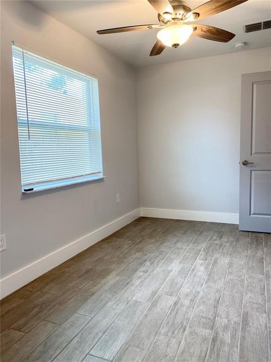 For Rent: $2,295 (4 beds, 2 baths, 1304 Square Feet)