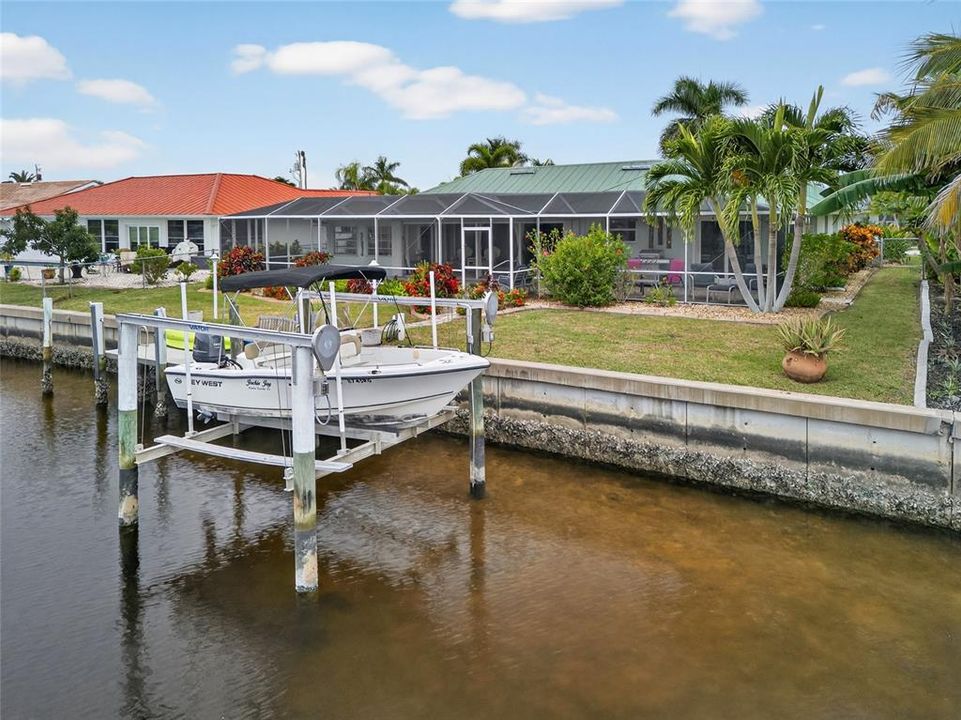 Под контрактом: $485,000 (3 спален, 2 ванн, 1832 Квадратных фут)