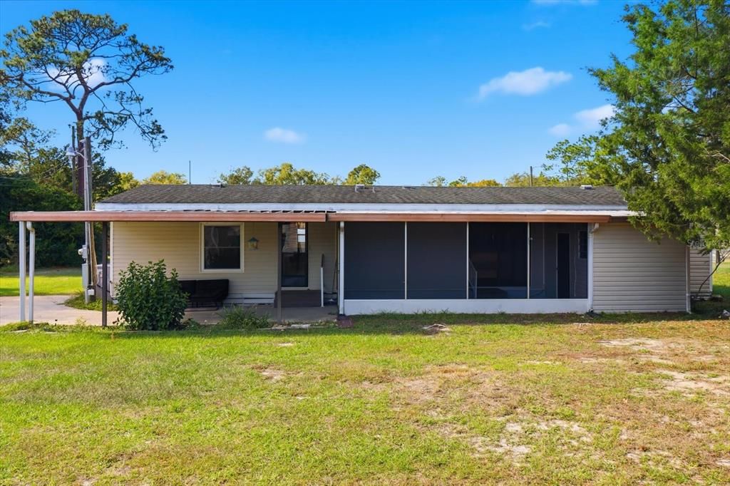 合同活跃: $199,900 (3 贝兹, 2 浴室, 1523 平方英尺)