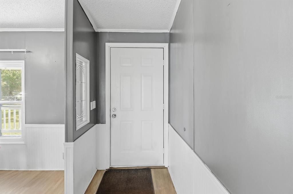 合同活跃: $199,900 (3 贝兹, 2 浴室, 1523 平方英尺)