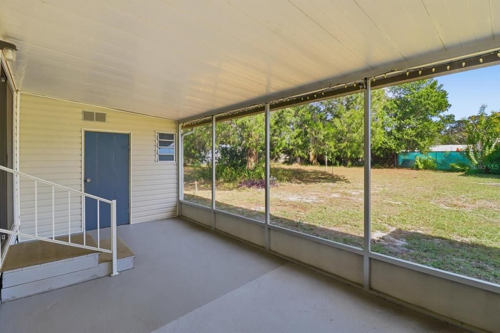 合同活跃: $199,900 (3 贝兹, 2 浴室, 1523 平方英尺)