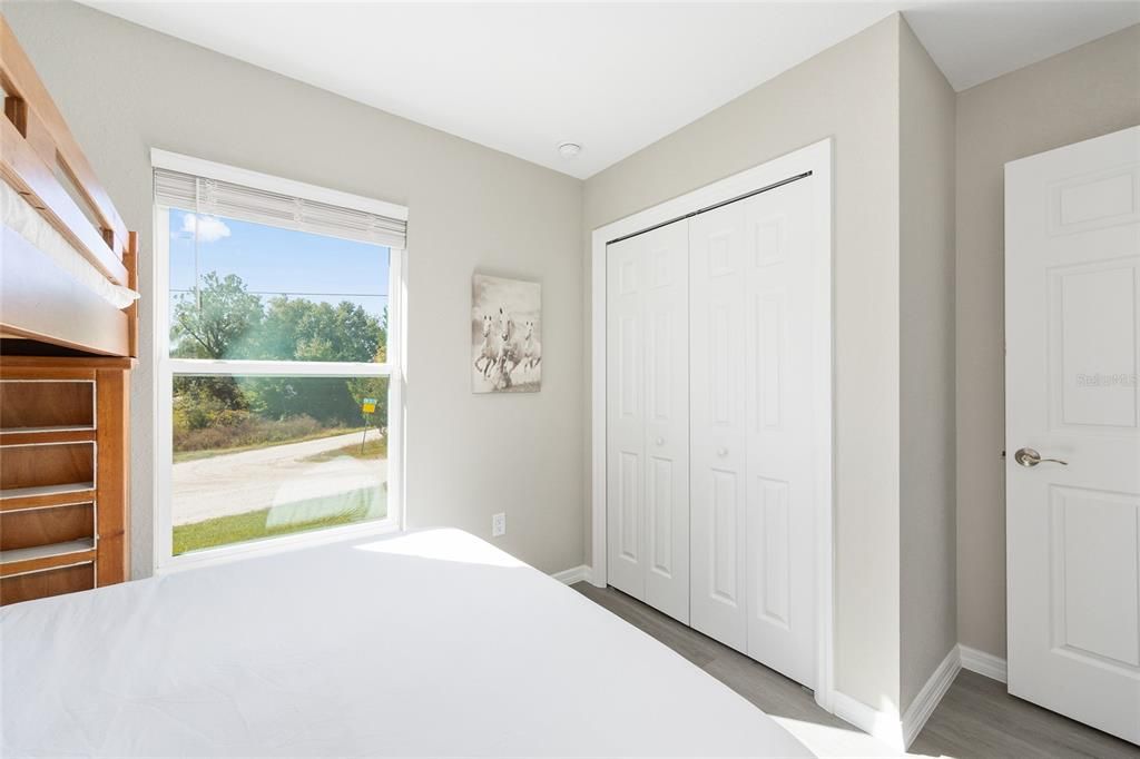 En Venta: $219,900 (3 camas, 2 baños, 1000 Pies cuadrados)