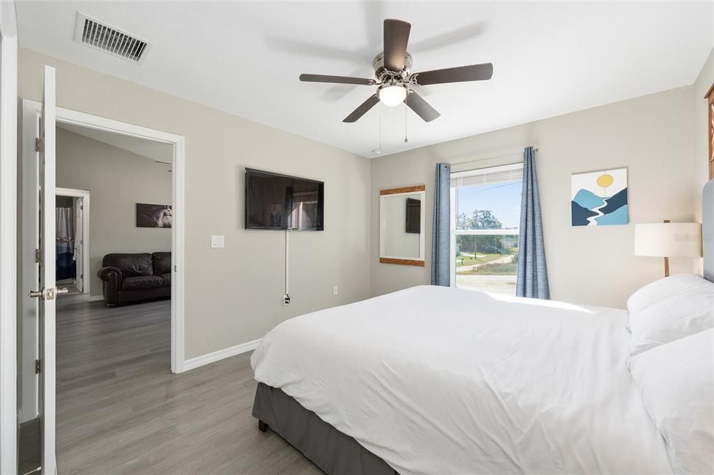 En Venta: $219,900 (3 camas, 2 baños, 1000 Pies cuadrados)