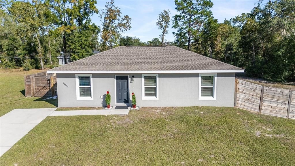 En Venta: $219,900 (3 camas, 2 baños, 1000 Pies cuadrados)