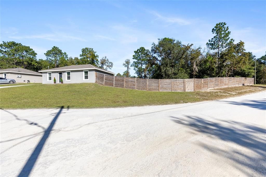 En Venta: $219,900 (3 camas, 2 baños, 1000 Pies cuadrados)