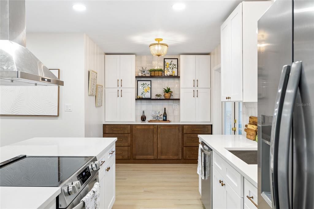 En Venta: $395,000 (3 camas, 2 baños, 1230 Pies cuadrados)