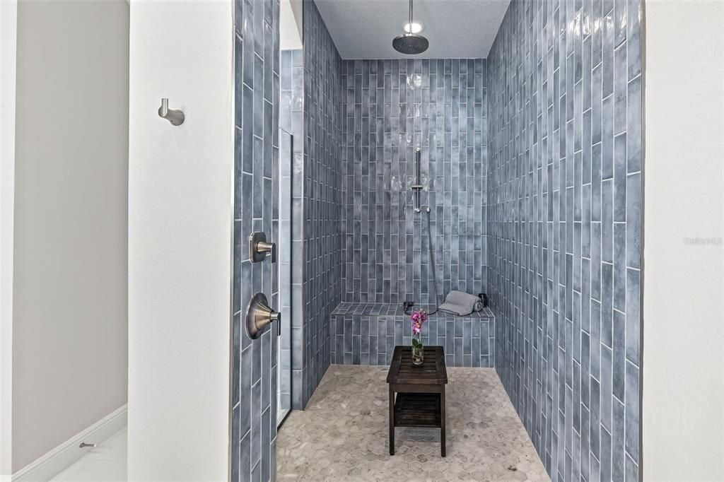 Active With Contract: $799,000 (5 beds, 4 baths, 3134 Square Feet)