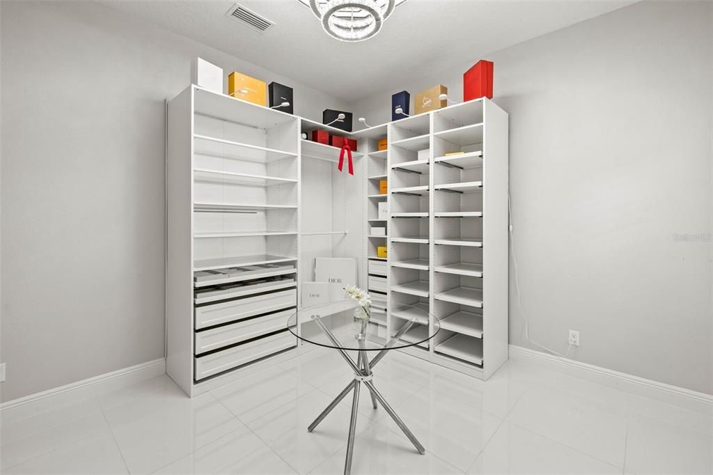 Active With Contract: $799,000 (5 beds, 4 baths, 3134 Square Feet)