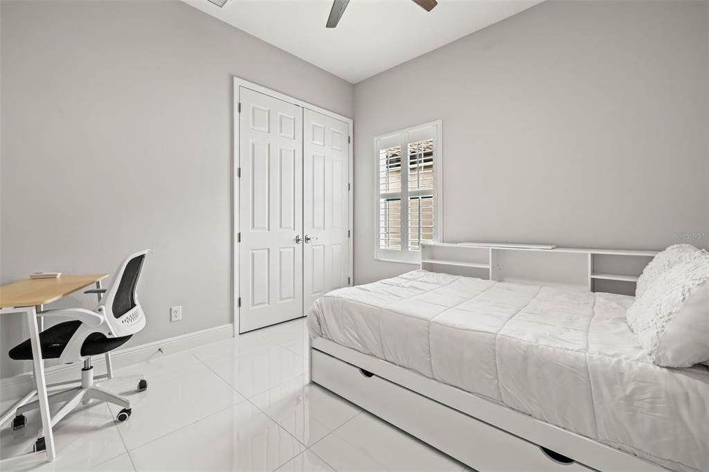 Active With Contract: $799,000 (5 beds, 4 baths, 3134 Square Feet)