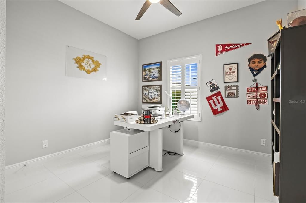 Active With Contract: $799,000 (5 beds, 4 baths, 3134 Square Feet)