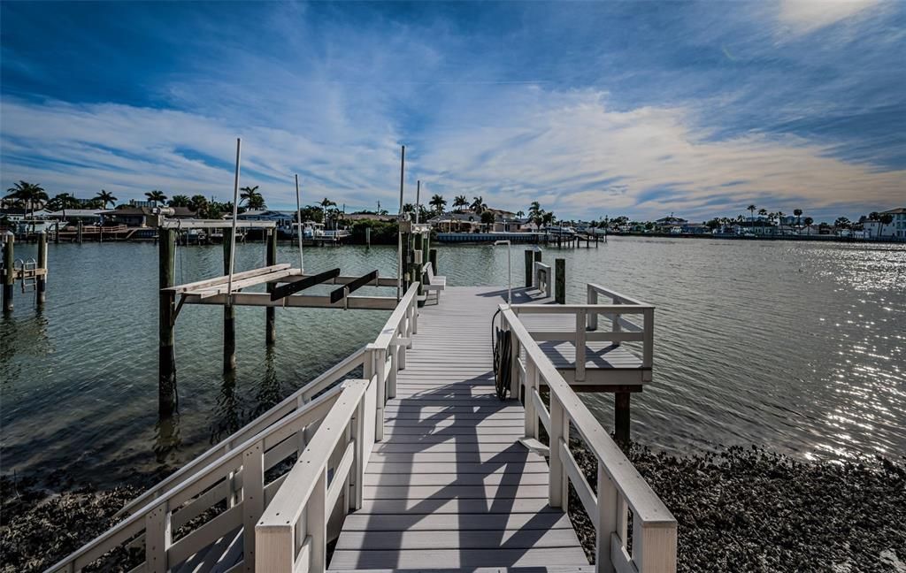 En Venta: $2,495,000 (4 camas, 3 baños, 3432 Pies cuadrados)