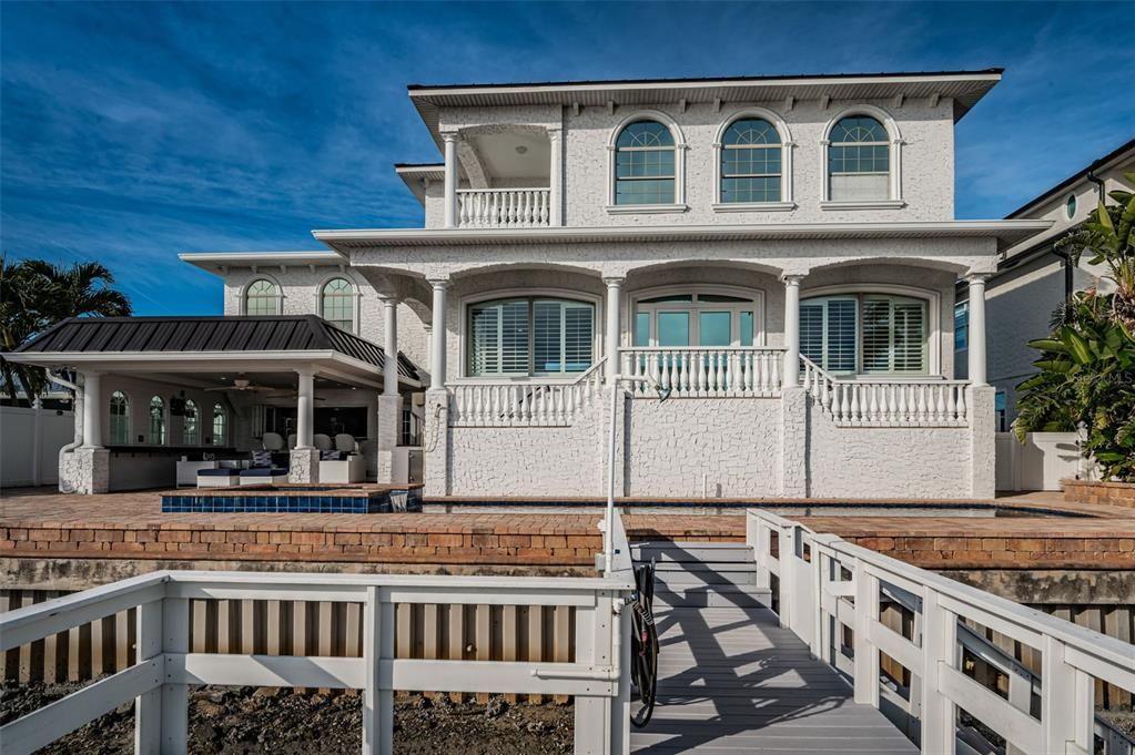 En Venta: $2,495,000 (4 camas, 3 baños, 3432 Pies cuadrados)