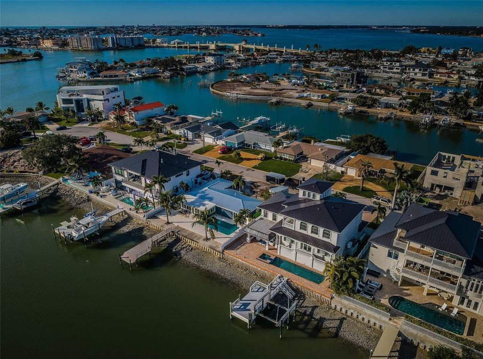 En Venta: $2,495,000 (4 camas, 3 baños, 3432 Pies cuadrados)