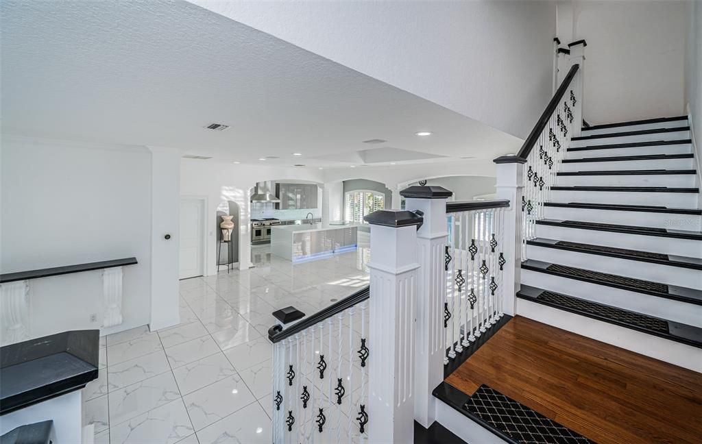 En Venta: $2,495,000 (4 camas, 3 baños, 3432 Pies cuadrados)