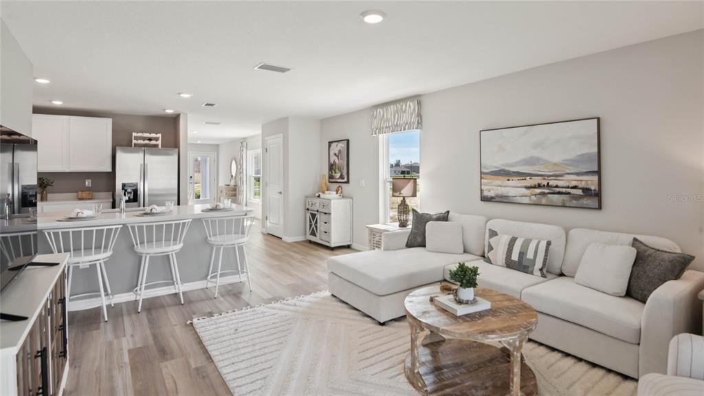 Active With Contract: $274,990 (3 beds, 2 baths, 1504 Square Feet)