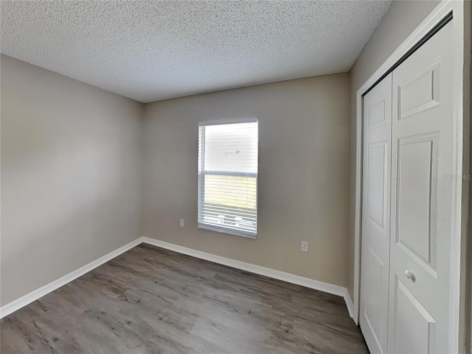 出租: $1,729 (3 贝兹, 2 浴室, 1204 平方英尺)