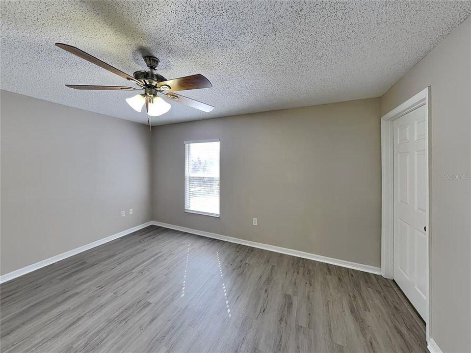 出租: $1,729 (3 贝兹, 2 浴室, 1204 平方英尺)