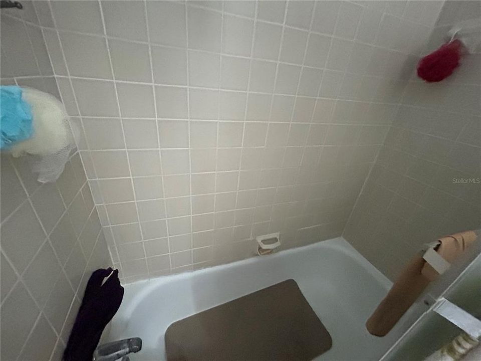 Activo con contrato: $200,000 (2 camas, 2 baños, 1229 Pies cuadrados)