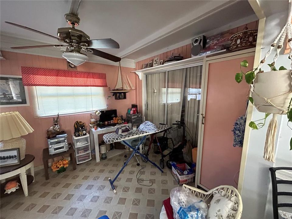 Activo con contrato: $200,000 (2 camas, 2 baños, 1229 Pies cuadrados)