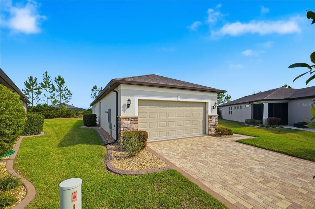 待售: $342,000 (2 贝兹, 2 浴室, 1616 平方英尺)