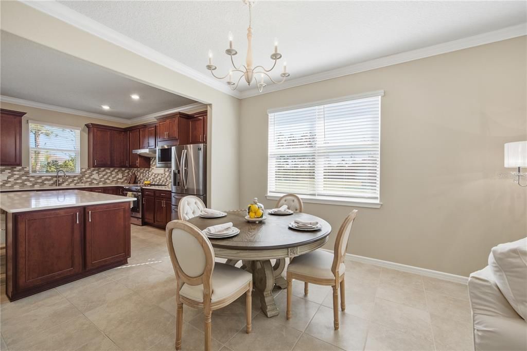 待售: $342,000 (2 贝兹, 2 浴室, 1616 平方英尺)