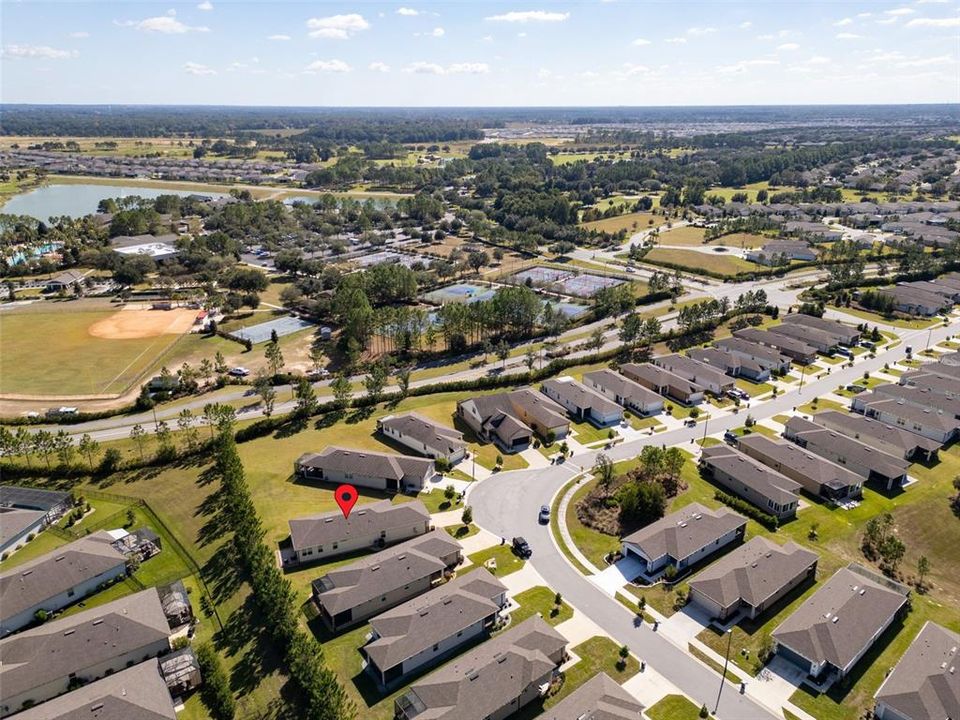 待售: $342,000 (2 贝兹, 2 浴室, 1616 平方英尺)