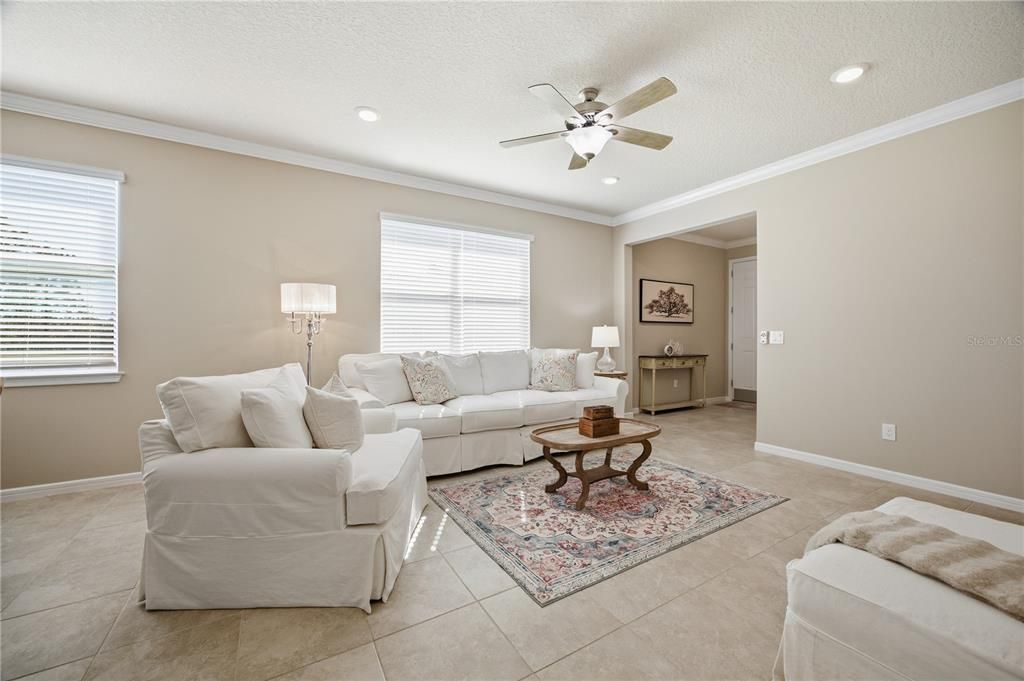 待售: $342,000 (2 贝兹, 2 浴室, 1616 平方英尺)