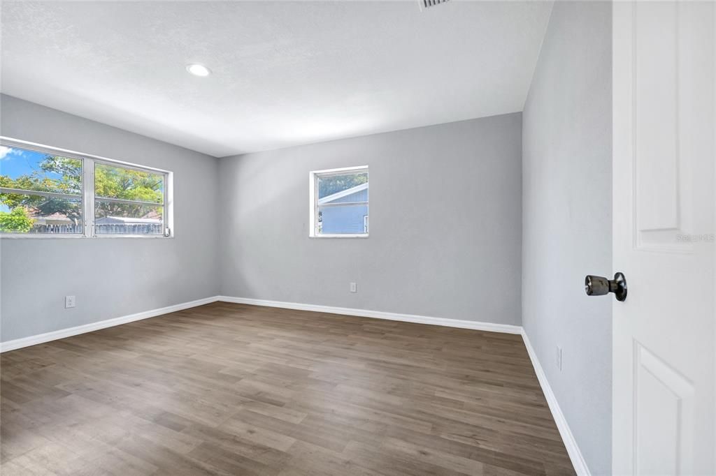 For Sale: $269,000 (3 beds, 2 baths, 1622 Square Feet)